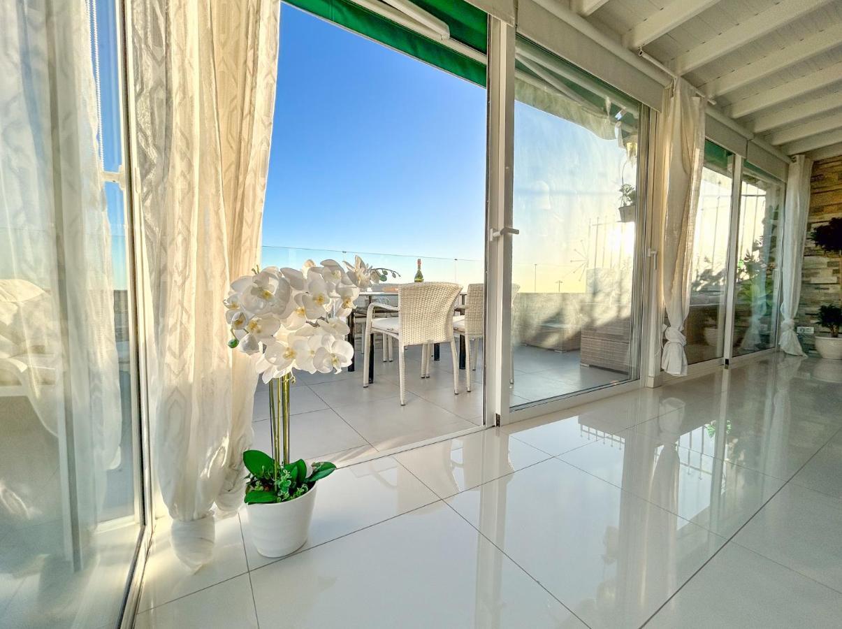 Penthouse Of Views Los Cristianos ロスクリスティアーノス エクステリア 写真